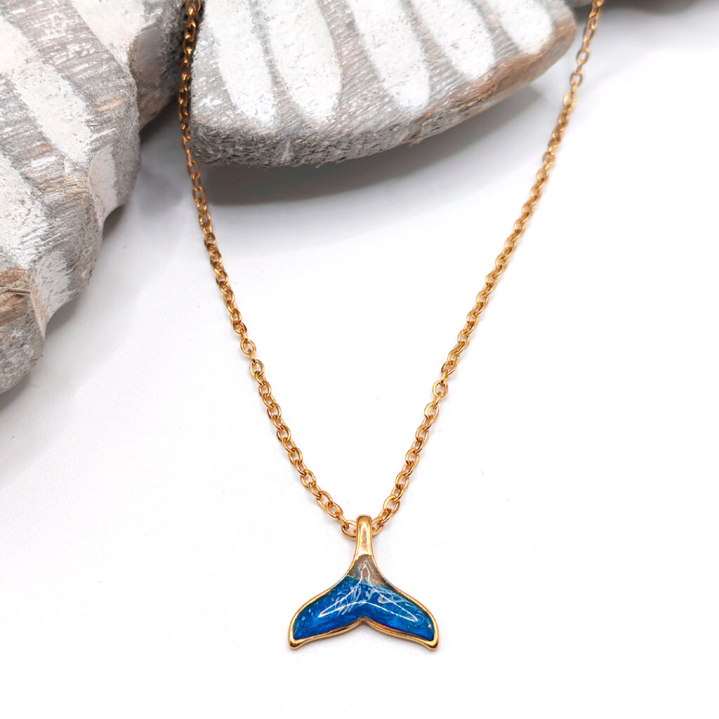 Collar Cola Ballena