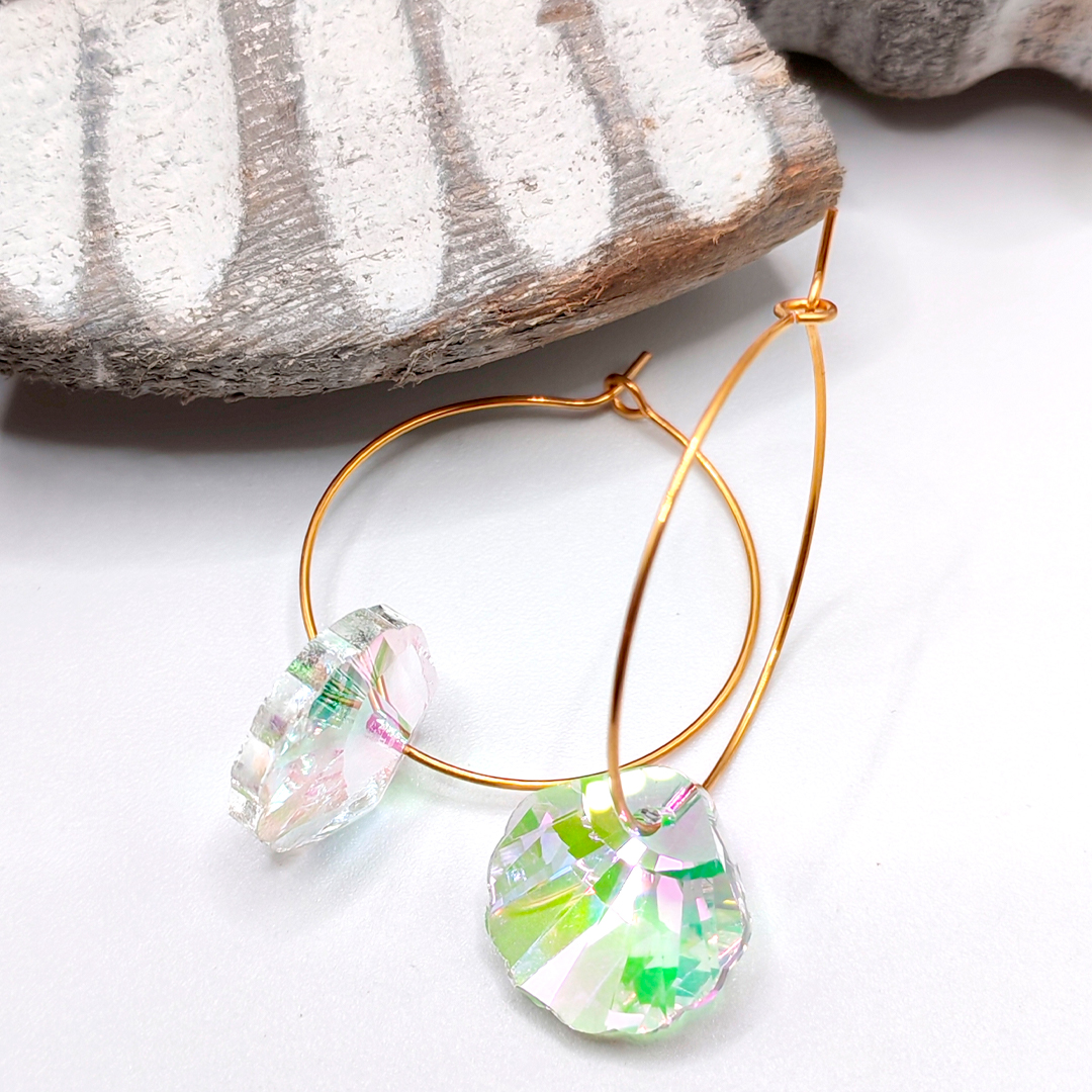 Pendientes aro dorado con cristal iridiscente